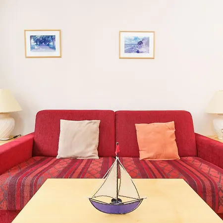 632, Seepark Apartment *